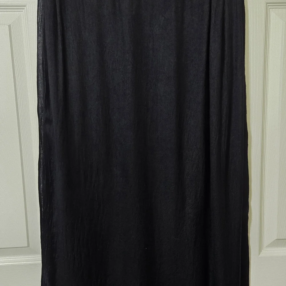 Ashley Cooper Black Scarf Shawl - Picture 6 of 7